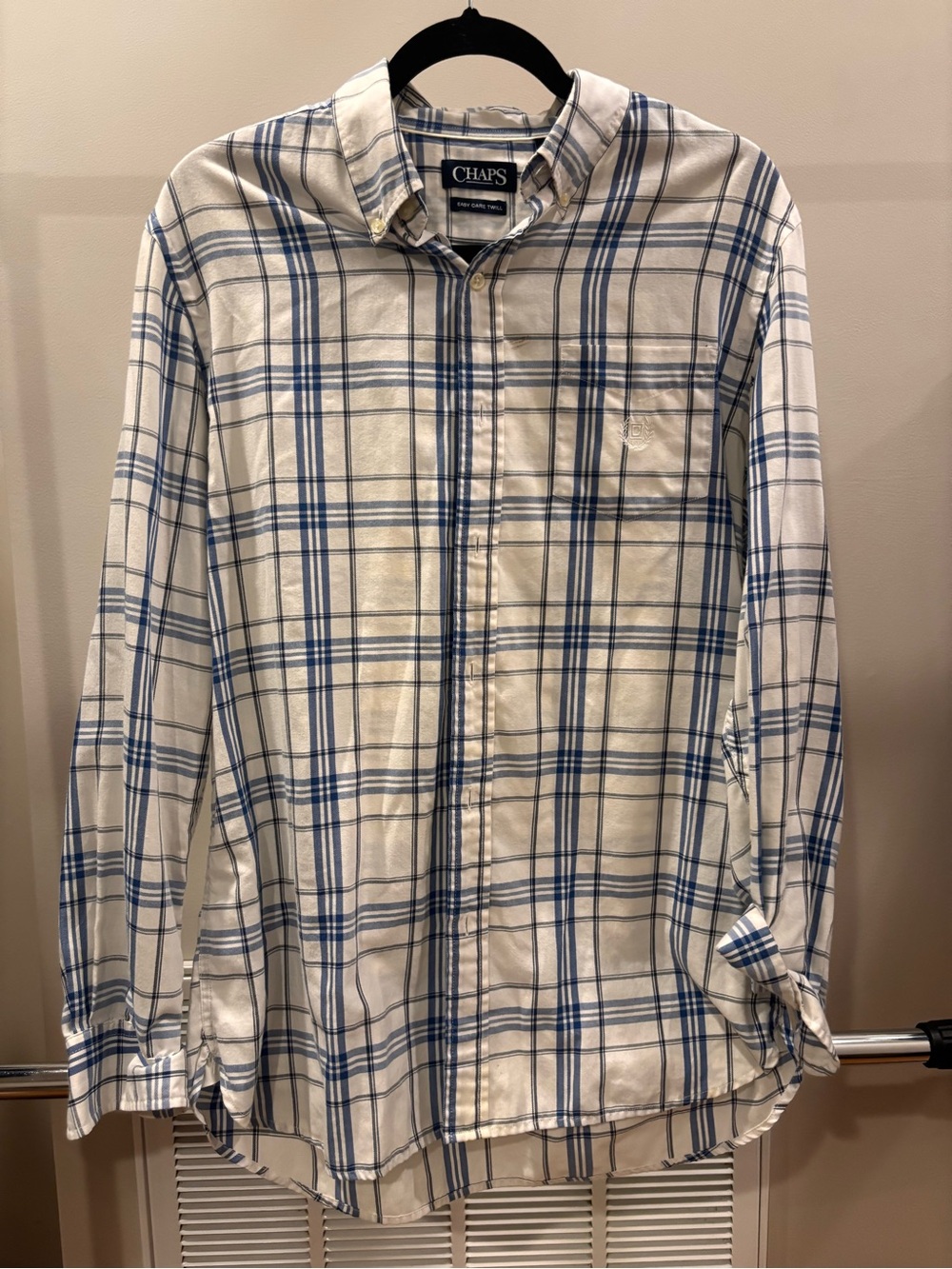 Chaps White and Blue Plaid Long-Sleeve Button-Down Shirt
